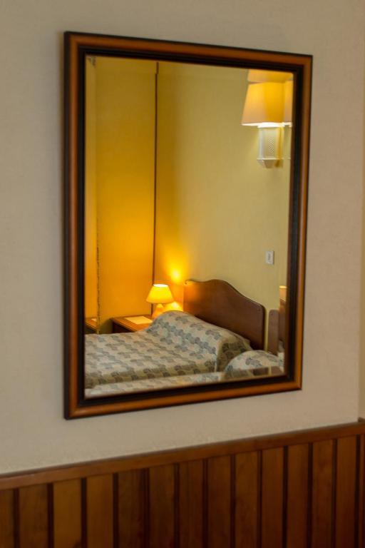 Hotel De Flandre Compiègne Rum bild